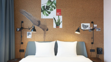 1. Double room – The Tire Station