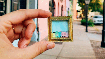 Tiny Art Shows