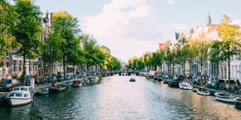 beeld van een van de rustige plekken in Amsterdam