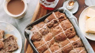 maak je eigen paasbrood