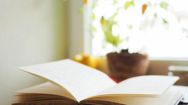 Boek schrijven hoe begin je in een blanco boek