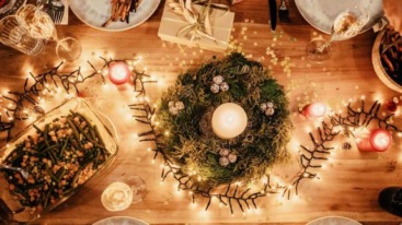 Tafel tijdens het kerstdiner