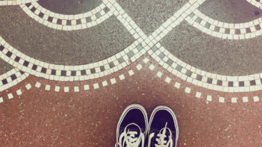 theater overprikkeld