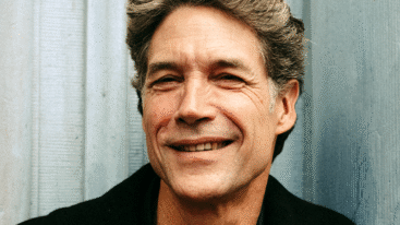 Flow Daniel Boissevain-close up