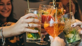 minderen met alcohol