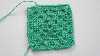 stap 13 van de granny square: klaar