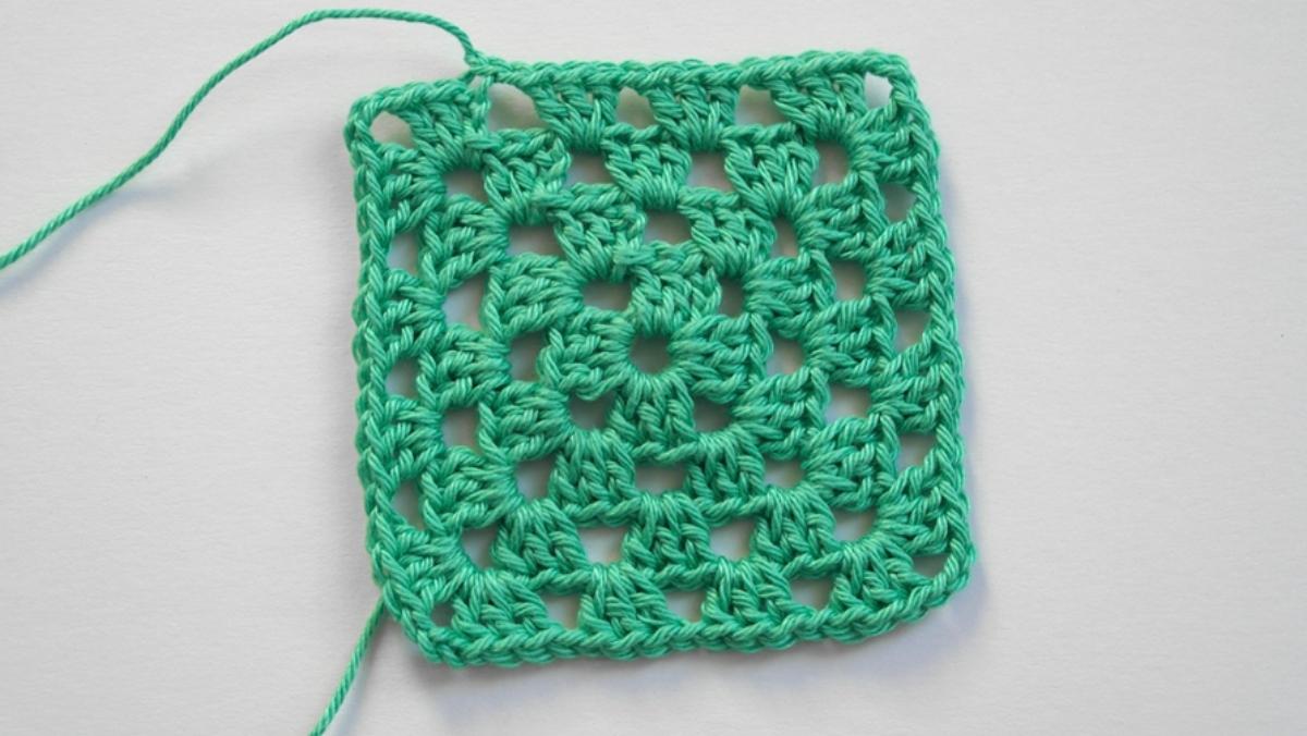 stap 13 van de granny square: klaar