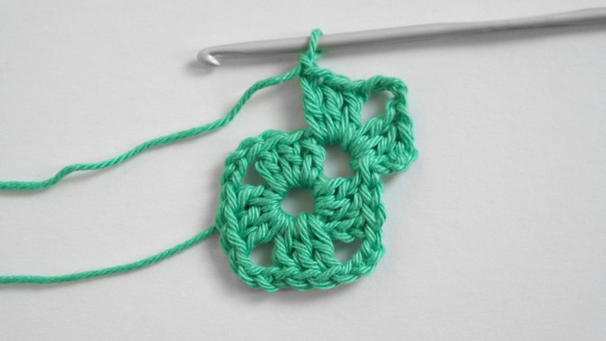stap 9: de tweede rij van de granny square