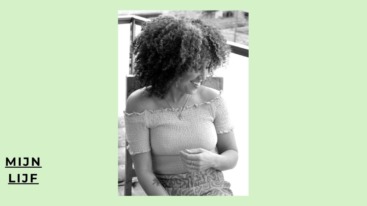 Portretfoto van schrijver Tatjana Almulli die blij is met haar lichaam