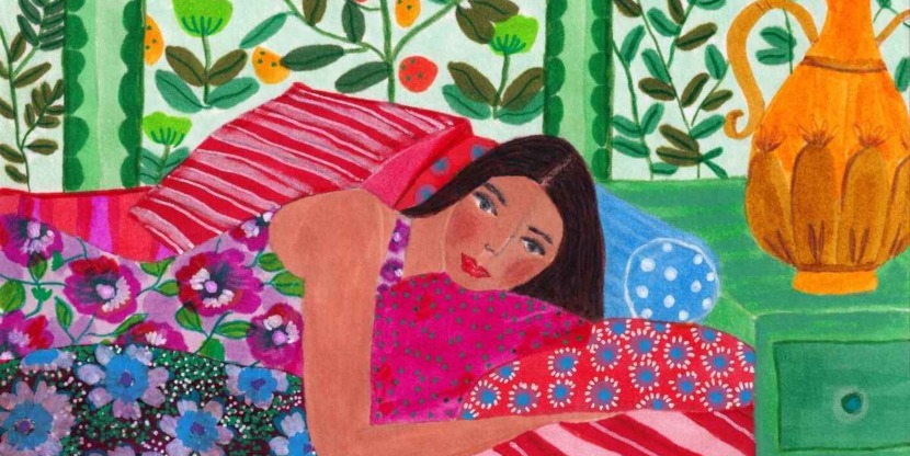 Vrouw rust nadat haar migraineaanval is gestopt