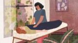 Vrouw ligt en ervaart gemoedsrust